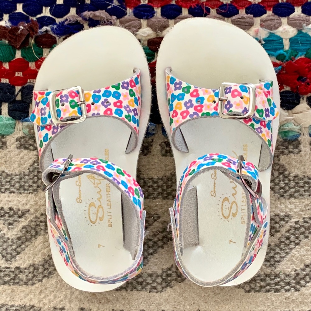 Salt Water Sandals size 7